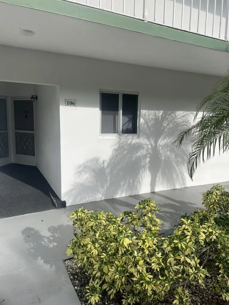 2 Garden Street Tequesta FL 33469