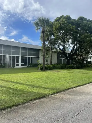 2 Garden Street Tequesta FL 33469