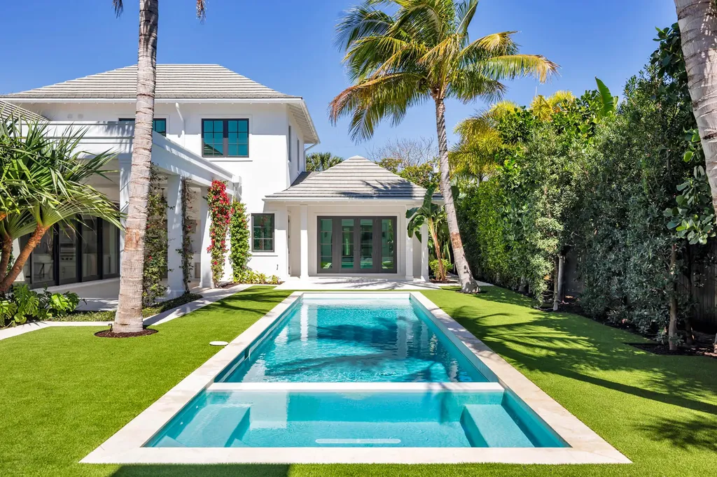 215 Summa Street West Palm Beach FL 33405