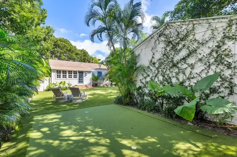 744 Avon Road West Palm Beach FL 33401