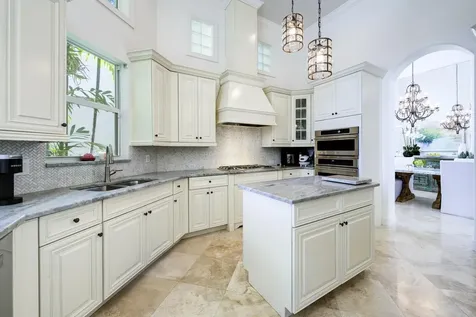 538 Les Jardin Drive Palm Beach Gardens FL 33410
