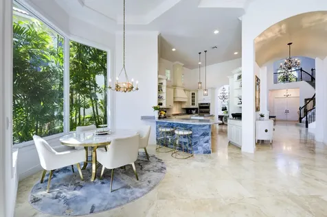 538 Les Jardin Drive Palm Beach Gardens FL 33410