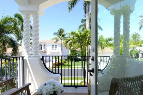 538 Les Jardin Drive Palm Beach Gardens FL 33410