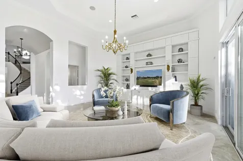 538 Les Jardin Drive Palm Beach Gardens FL 33410