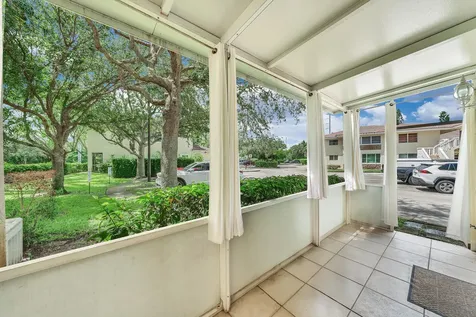 9494 S Military Trail Boynton Beach FL 33436