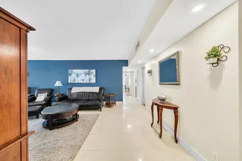 6342 Longboat Lane Boca Raton FL 33433