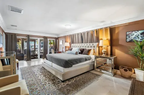 41 Castle Harbor Island Fort Lauderdale FL 33308