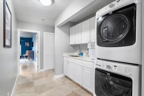41 Castle Harbor Island Fort Lauderdale FL 33308