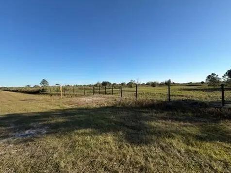 18086 NW 270th Street Okeechobee FL 34972
