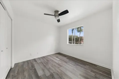 7054 Hawks Nest Terrace Riviera Beach FL 33407