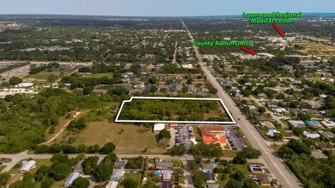 2205 S 25th Street Fort Pierce FL 34947
