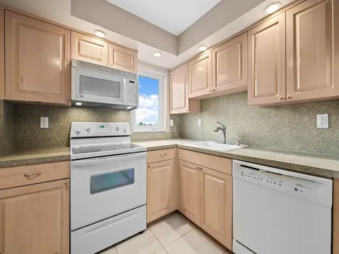3221 S Ocean Boulevard Highland Beach FL 33487