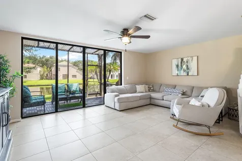 10761 Nw 14th Street Plantation FL 33322