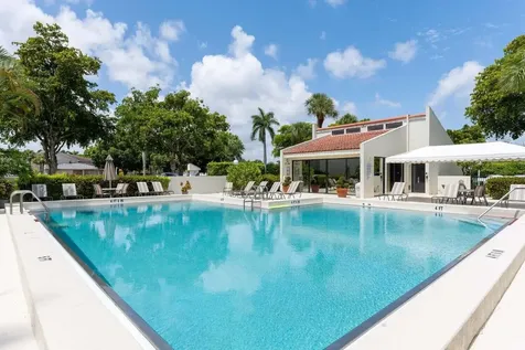 3050 Presidential Way West Palm Beach FL 33401