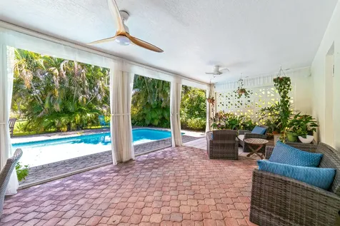 1040 Renmar Drive Plantation FL 33317