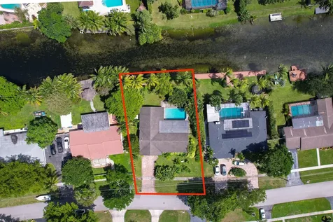 1040 Renmar Drive Plantation FL 33317