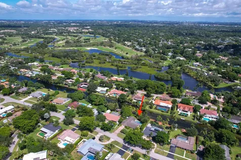 1040 Renmar Drive Plantation FL 33317