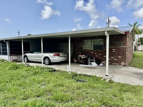 1397 Lake Drive Okeechobee FL 34974