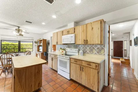 2282 Palmetto Road West Palm Beach FL 33406