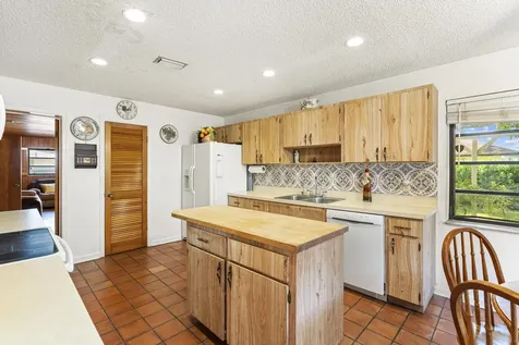 2282 Palmetto Road West Palm Beach FL 33406