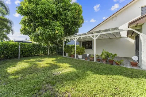 2282 Palmetto Road West Palm Beach FL 33406