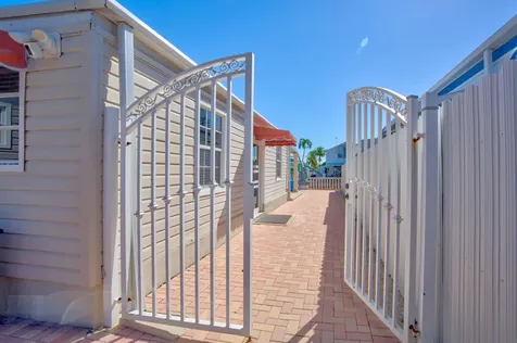 136 Sable Palm Lane Tavernier FL 33070