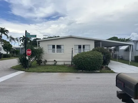 1800 Valencia Drive Deerfield Beach FL 33442