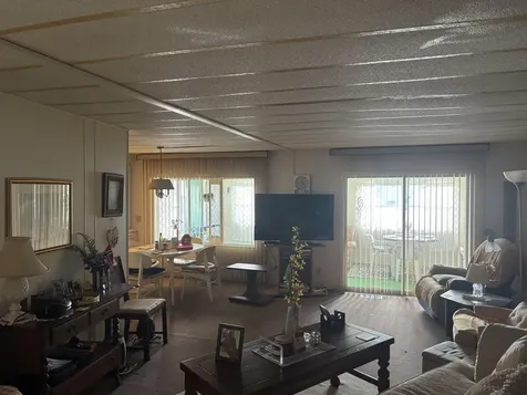 1800 Valencia Drive Deerfield Beach FL 33442