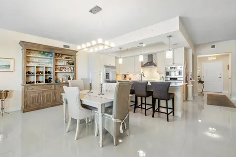 944 Bay Colony Drive Juno Beach FL 33408