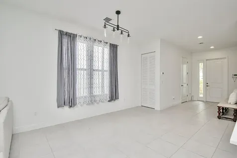 16420 Sandy Shore Drive Loxahatchee FL 33470