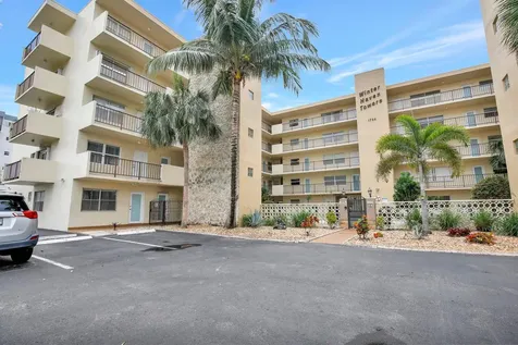 1750 Jefferson Street Hollywood FL 33020