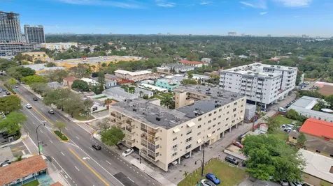 1750 Jefferson Street Hollywood FL 33020