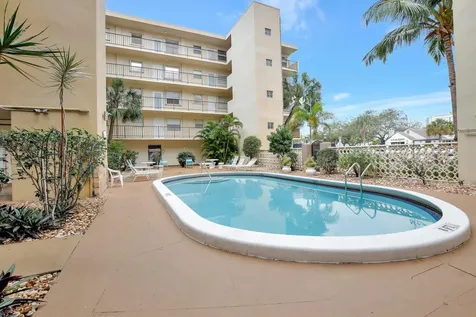 1750 Jefferson Street Hollywood FL 33020