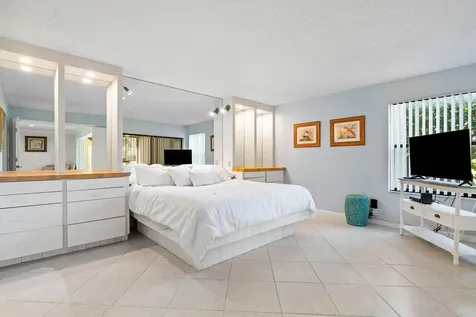 401 Clubhouse Circle Jupiter FL 33477