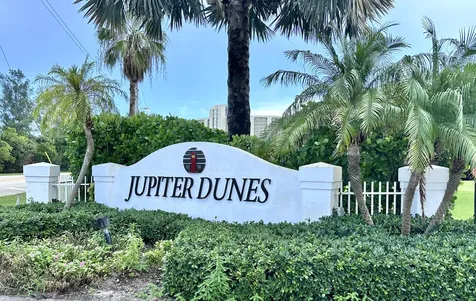 401 Clubhouse Circle Jupiter FL 33477