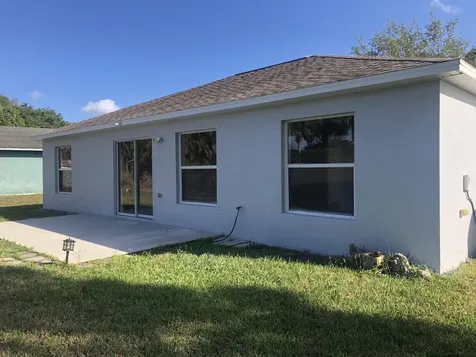 355 SW Fairway Avenue Port Saint Lucie FL 34983