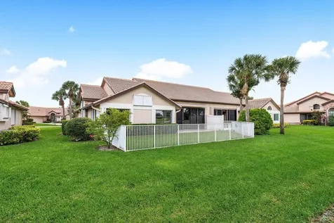 8207 Cassia Drive Boynton Beach FL 33472