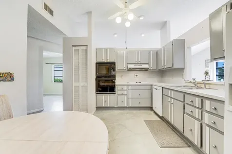 8421 Bonita Isle Drive Lake Worth FL 33467