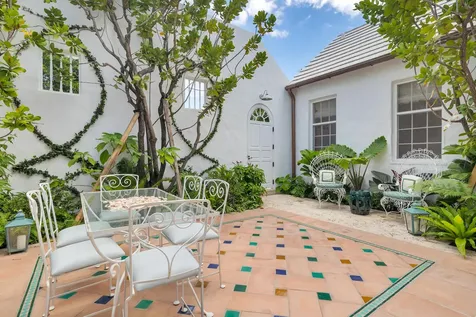 417 Peruvian Avenue Palm Beach FL 33480