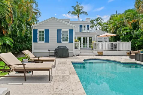 4206 Washington Road West Palm Beach FL 33405