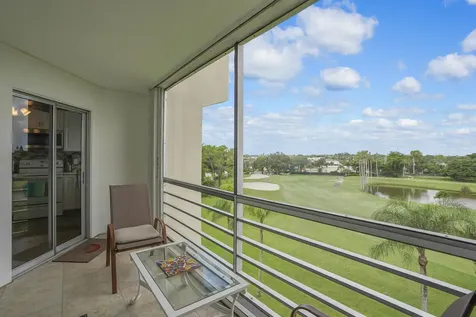 3959 Via Poinciana Lake Worth FL 33467