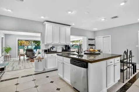 1517 Se 4th Court Deerfield Beach FL 33441