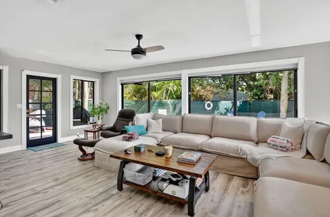 1517 Se 4th Court Deerfield Beach FL 33441