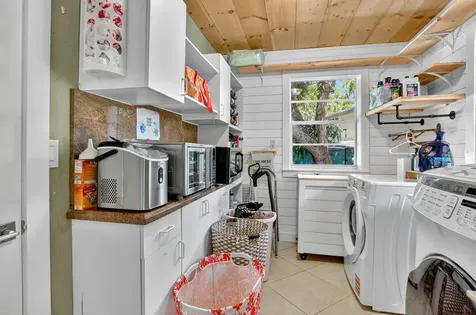 1517 Se 4th Court Deerfield Beach FL 33441
