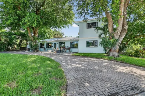 1517 Se 4th Court Deerfield Beach FL 33441