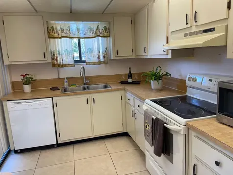 5981 Via Vermilya Lake Worth FL 33462