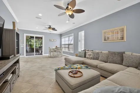 129 Via Bosque Jupiter FL 33458