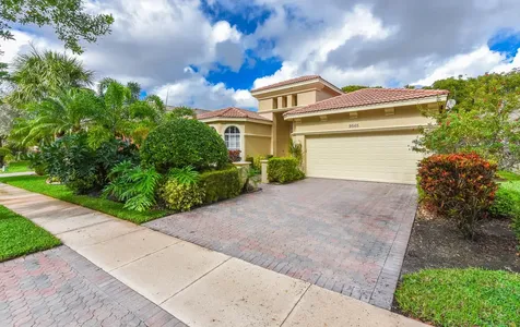 9565 Via Elegante Wellington FL 33411