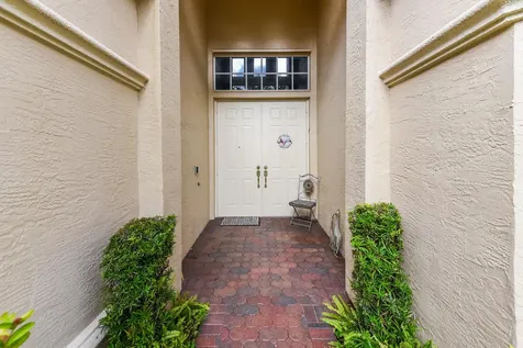 9565 Via Elegante Wellington FL 33411