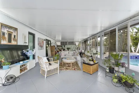 400 Nw 98th Avenue Pembroke Pines FL 33024